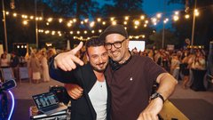
                                                         (GALERIJA) Utrinki z nepozabne poletne zabave Metropolitan Happy Hour v Švicariji
