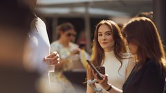 
                                                         (GALERIJA) Utrinki z nepozabne poletne zabave Metropolitan Happy Hour v Švicariji