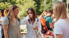 
                                                         (GALERIJA) Utrinki z nepozabne poletne zabave Metropolitan Happy Hour v Švicariji