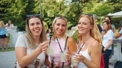 
                                                         (GALERIJA) Utrinki z nepozabne poletne zabave Metropolitan Happy Hour v Švicariji