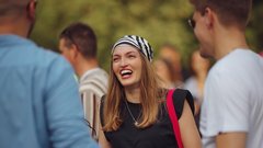 
                                                         (GALERIJA) Utrinki z nepozabne poletne zabave Metropolitan Happy Hour v Švicariji