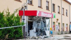 Silovita eksplozija prebudila domačine, policija takoj zaprla celotno območje