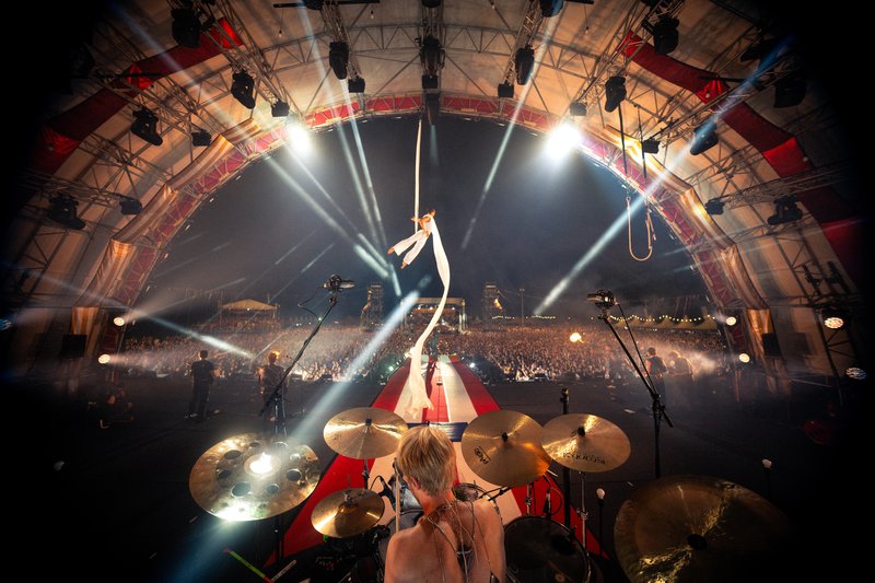Joker Out Karneval koncert 10 let