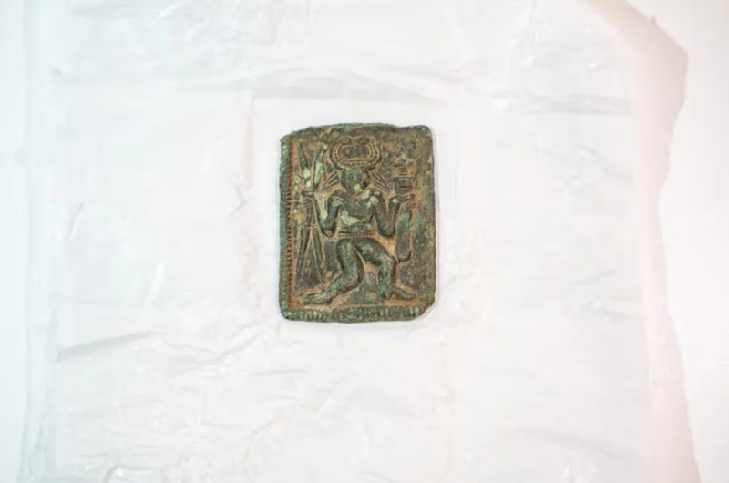 Sutton Hoo anglija celada zgodovina arheologija najdba preteklost odkritje skrivnost odgovori (2)
