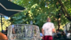 
                                                         Englischer Garten park pivo