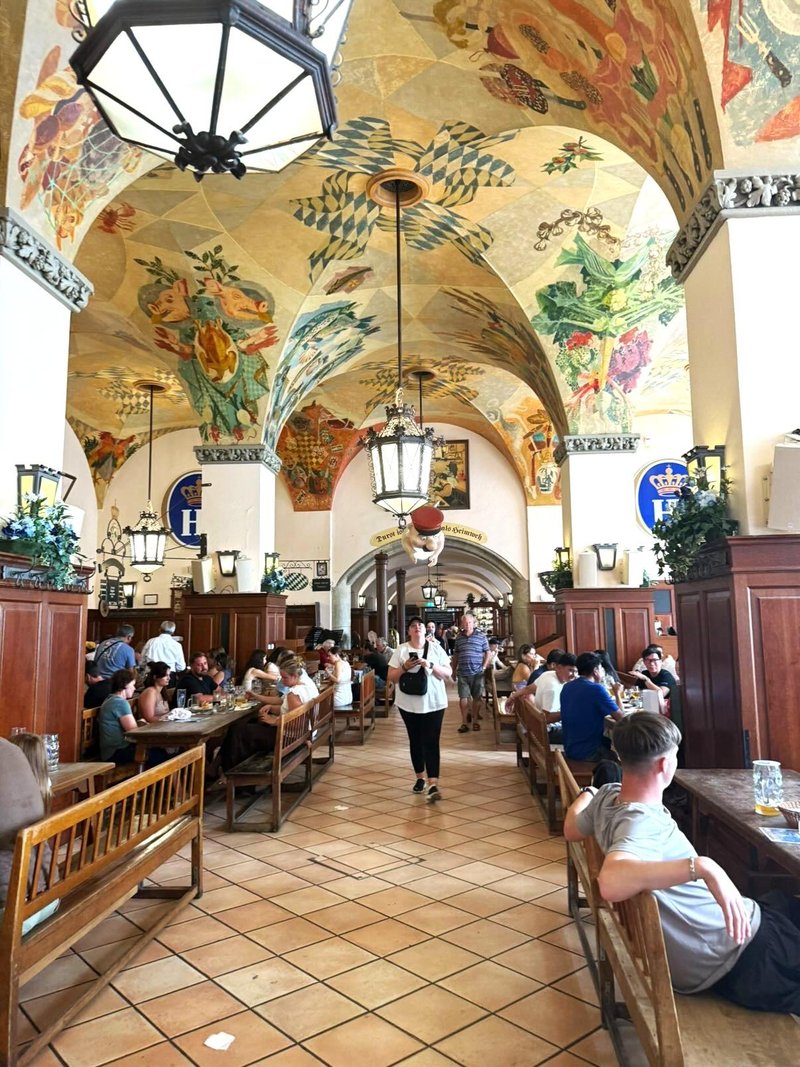 Munchen pivnica Hofbrau