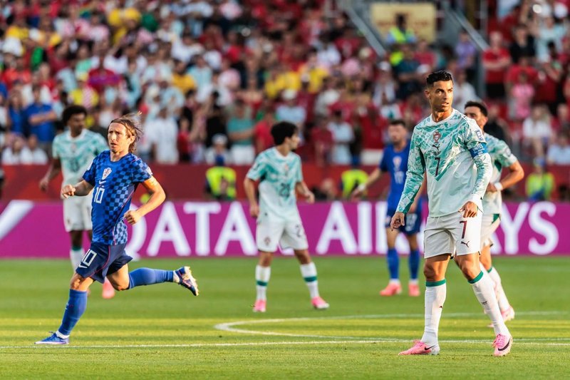 Čustveni trenutki po porazu Hrvaške: Ronaldo tolažil Modrića, ki ni skrival razočaranja (FOTO)