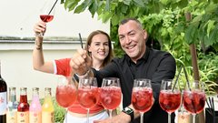 
                                                         Cvicek Spritz Party poletna zabava