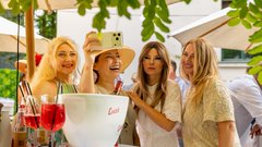 
                                                         Cvicek Spritz Party Sandra Antic Melanija