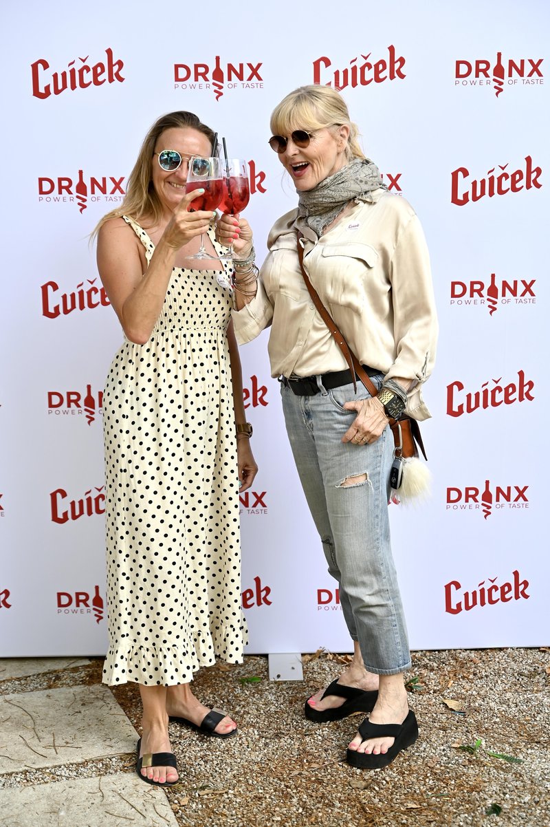 Cvicek Spritz Party Saska Bokavsek Dada Jerovsek