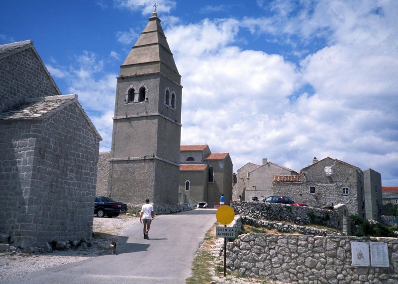 Lubenice Cres