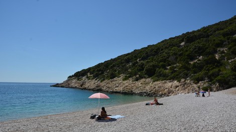 Cres Sveti Ivan plaza