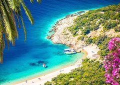 To skrito hrvaško plažo uvrščajo med najlepše v Evropi: do nje vodi strma pot, a nagrada je zares vredna