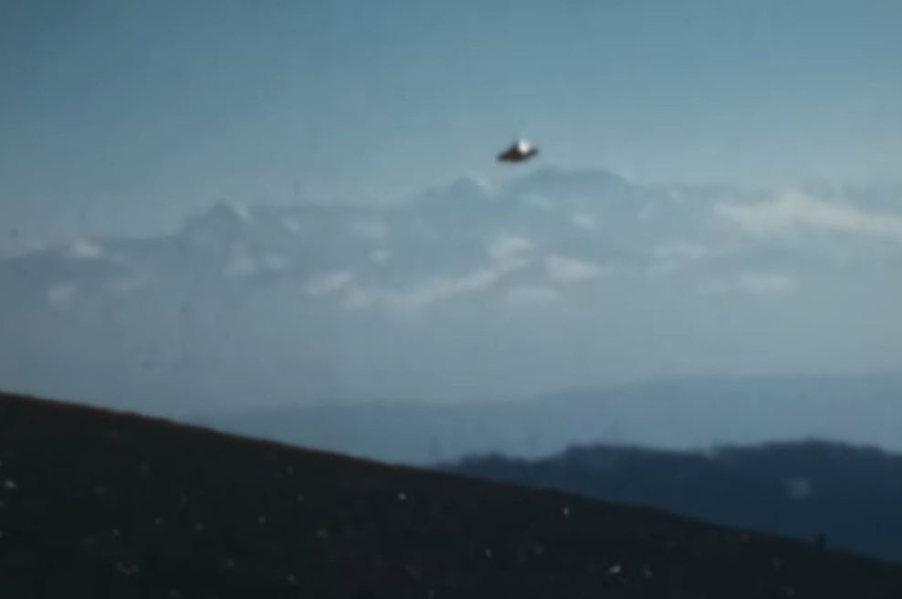 Upokojenec posnel fotografijo, trdi da je na njej NLP: vsi so ga imeli za prevaranta, zdaj pa se je oglasil bivši zaposleni pri agenciji NASA (foto: YouTube/posnetek zaslona)