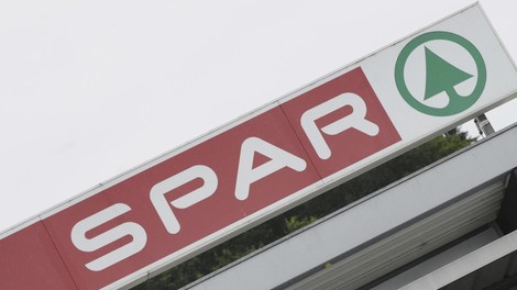 spar trgovina slovenija trgovec akcija poteza dobrodelnost pozar gasilci prispevek pohvalno