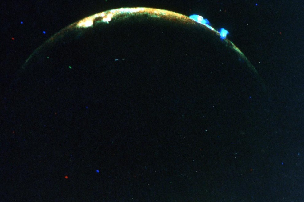 satelit jo vesolje galaksija nasa osoncje raziskave lava vulkani narava ozvezdje astronomija