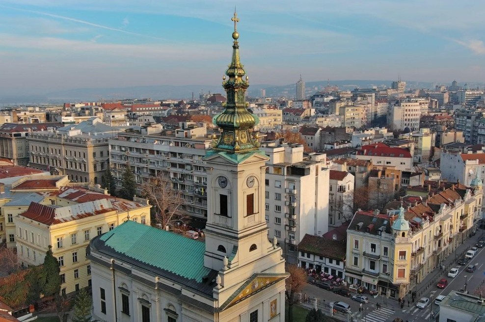 Ta balkanska država nima niti metra obale, a poka po šivih: turisti vanjo drvijo kot nori, za dopust jo izbira vse več ljudi (foto: Profimedia)