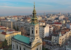 Ta balkanska država nima niti metra obale, a poka po šivih: turisti vanjo drvijo kot nori, za dopust jo izbira vse več ljudi