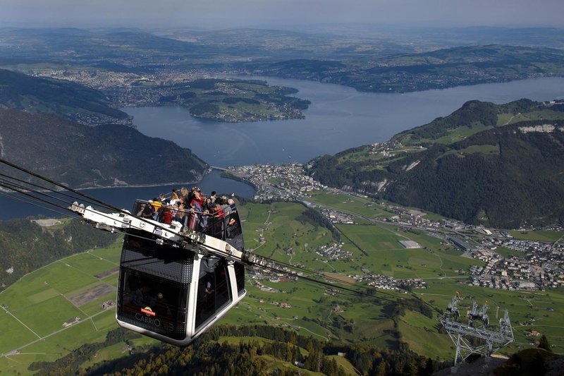 Stanserhorn odprta zicnica Svica Cabrio