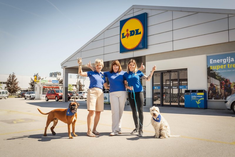 Prinesite prazne plastenke v Lidl in podprite Društvo Tačke pomagačke