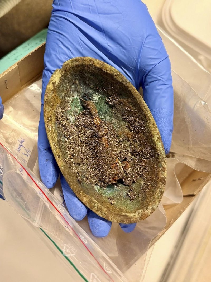 arheologi odkopovanje grobovi Vikingi Norveska