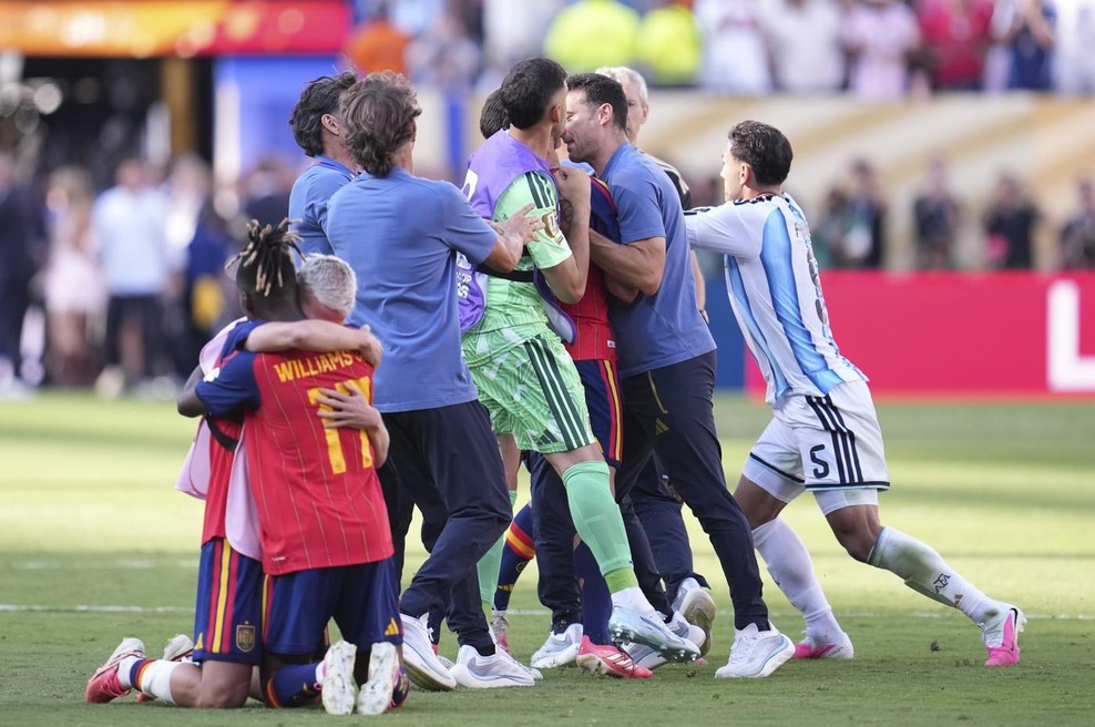 Fifa preiskuje Argentino: v finalu SP se je zgodilo nekaj nesprejemljivega (foto: Profimedia)
