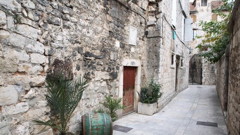 Trogir hisa