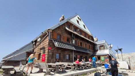 Dom na Kredarici