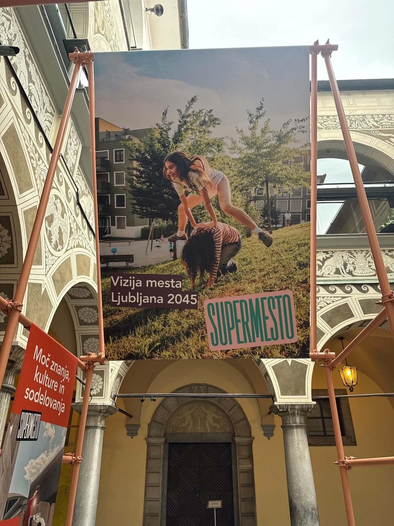Supermesto Ljubljana razstava Mestna hisa MOL