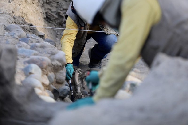 lima peru piramida okostje zrtvovanje obred kanal tihi ocean najdba arheologija odkritje zgodovina preteklost