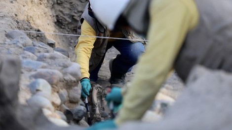 lima peru piramida okostje zrtvovanje obred kanal tihi ocean najdba arheologija odkritje zgodovina preteklost