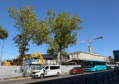 Grdi raček Ljubljane: še zadnjič si lahko ogledate staro avtobusno postajo, znano, kdaj jo bodo dokončno porušili (FOTO)