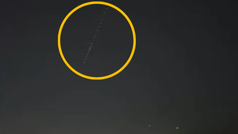 moskva nebo starlink vesolje sateliti prizori vojna ukrajina namigovanja groza nebo vesolje rusija