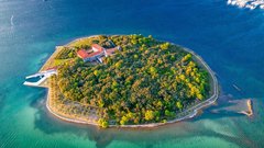 kosljun hrvaska jadransko morje jadran turizem prepoved otok krk samostan narava