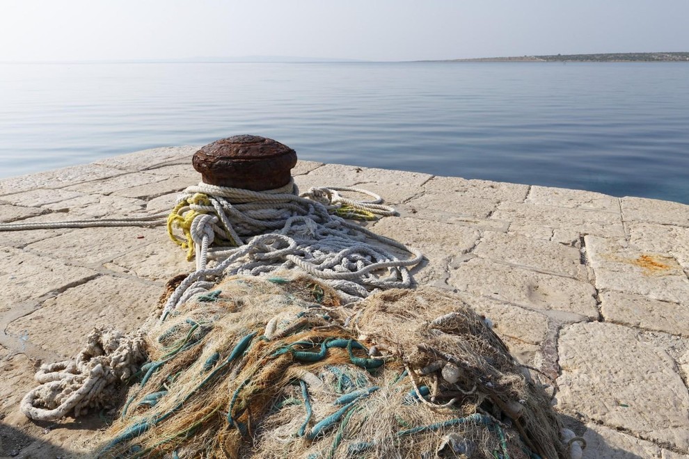 kosljun hrvaska jadransko morje jadran turizem prepoved otok krk samostan narava