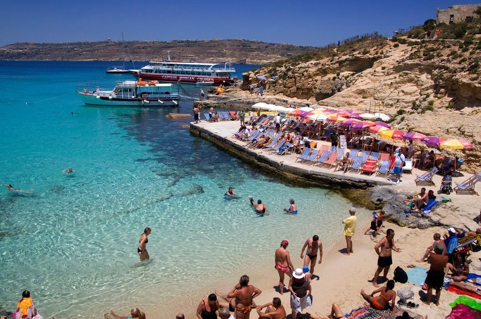 To je najbolj obremenjen otok v Evropi: turistov je iz leta v leto več, prostora pa vse manj (foto: Profimedia)