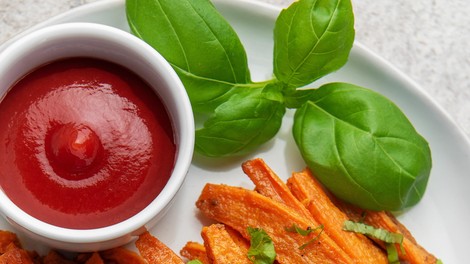Ketchup nikakor ni le spremljevalec toasta – ena sestavina, več dobrih idej