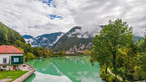 Most na Soci jezero