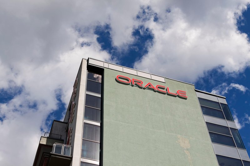 oracle gospodarstvo odpuscanje tehnologija zda amerika umetna inteligenca zaposleni borza dela