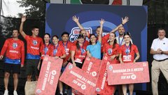 
                                                         Uspešni prvi Bimbo Race Adria na Grosupljem, kjer so številni tekači združili moči in Rdečemu križu zagotovili kar 13.000 kosov kruha