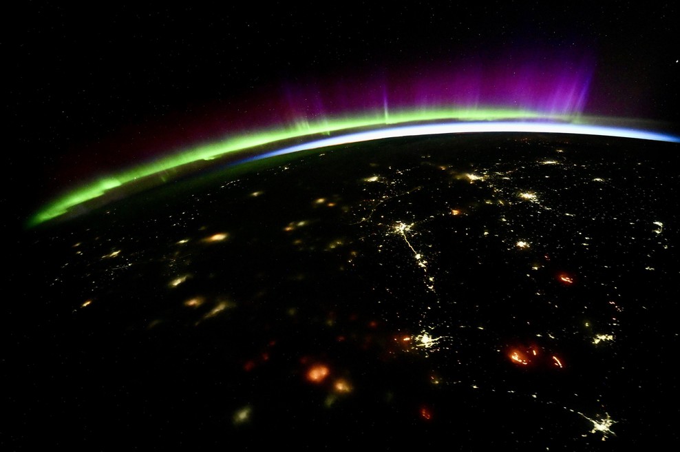 Astronavtka 411 kilometrov nad Zemljo posnela skrivnostno fotografijo: NASA zdaj razkrila, kaj se je v resnici zgodilo (foto: X/Jessica Meir)