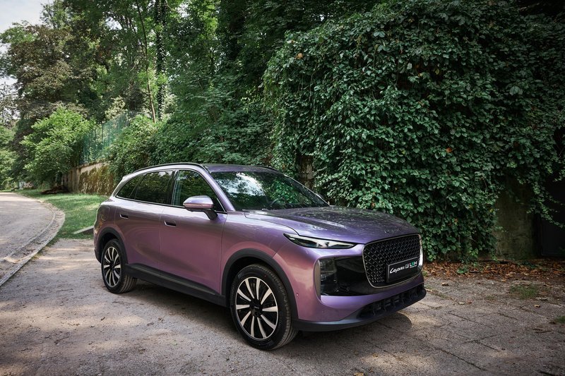 LEPAS razkriva cene za Slovenijo: L8 PHEV od 40.990 evrov dalje