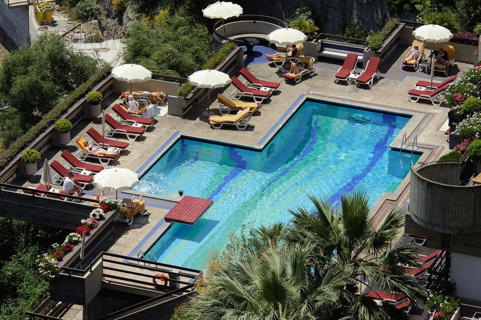 hotel luksuz terasa bazen