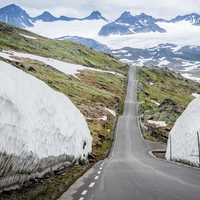 Jotunheimen norveska gore gorovje led taljenje arheologija najdba preteklost sulice zgodovina clovestvo odkritje evropa svet sever