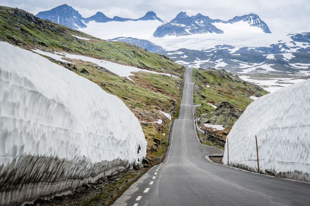 Jotunheimen norveska gore gorovje led taljenje arheologija najdba preteklost sulice zgodovina clovestvo odkritje evropa svet sever