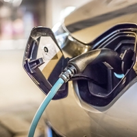 gelly auto kitajska elektricni avtomobili baterija ekspresno polnjenje hitrost rekord zda svet avtomobilizem gospodarstvo industrija