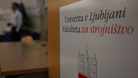 Študenti, komisijski izpiti bodo od letos še dražji, splača se vam potruditi in opraviti v prvih treh poskusih - preverite cenike!