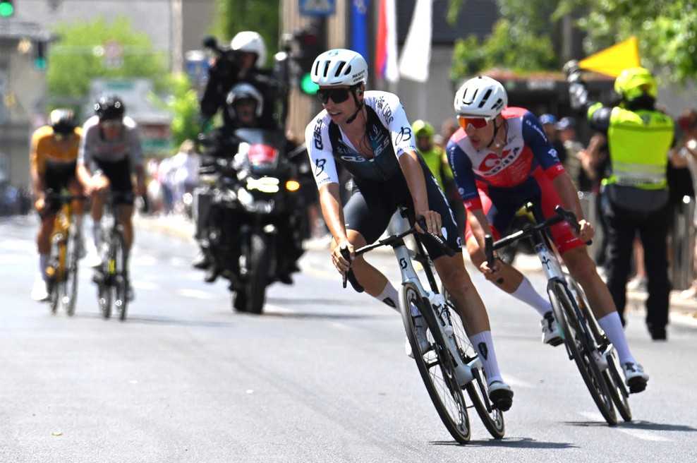 Kolesarska mrzlica zajela Slovenijo: naš največji športni spektakel prinaša nepopisno zabavo, koncerte in navijaške cone! (foto: Profimedia)