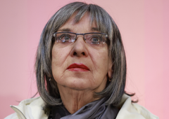 Svetlana Makarovič z neprimernimi besedami nad novinarko: "Bodi tiho, ker si neumna ... "