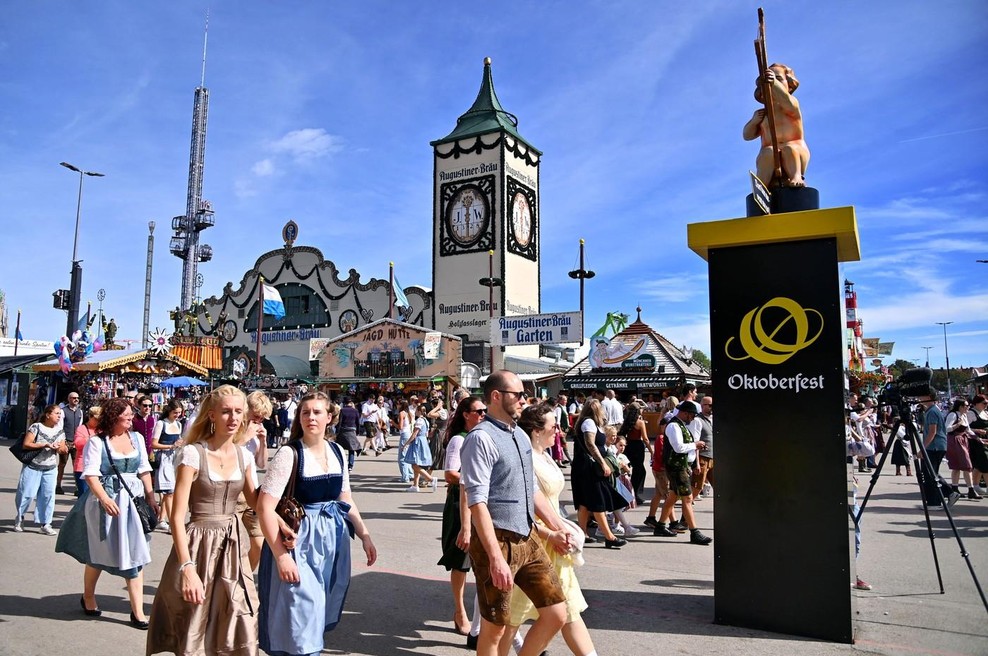 Na Oktoberfestu se dogaja nekaj nezaslišanega: 32 tisoč posnetkov žensk končalo na spletu (foto: Profimedia)